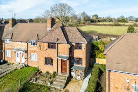 Lodgelands, Ardingly