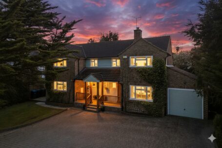 Lucas Way, Haywards Heath