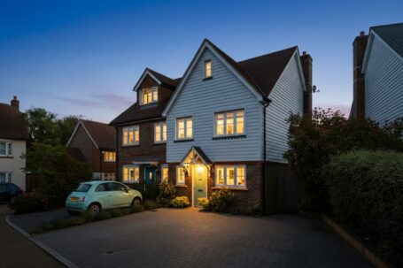 Talbot Mead, Hurstpierpoint