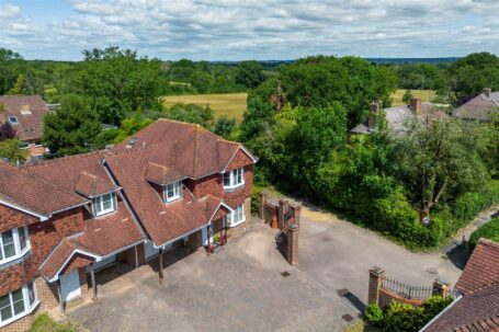 Sunleigh Court off Western Road, Hurstpierpoint