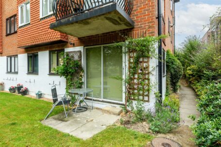 Great Heathmead, Haywards Heath