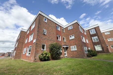 Wolstonbury Court, Burgess Hill