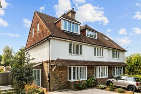 Lyoth Lane, Lindfield