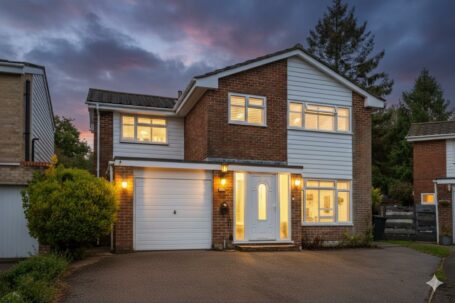 Detached house with annexe on The Spinney, Hassocks