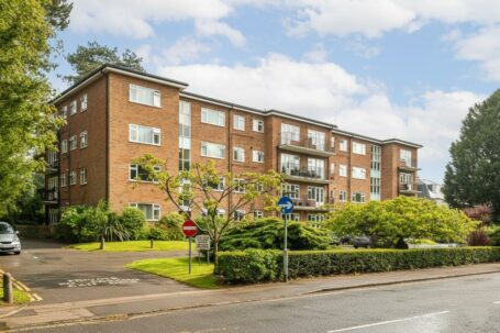 Muster Court, Haywards Heath