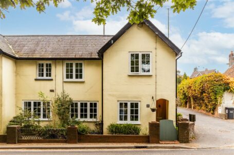 Haywards Heath Road, Balcombe