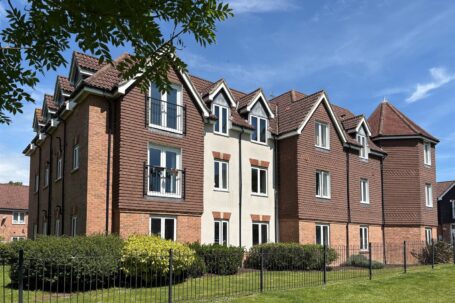 10 Orchard Close, Burgess Hill
