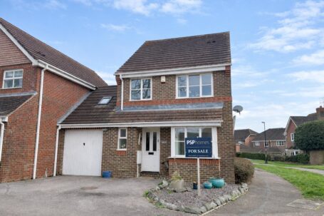 Coulstock Road, Burgess Hill