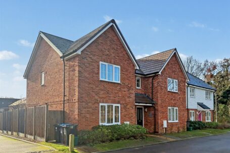 Atlas Crescent, Burgess Hill