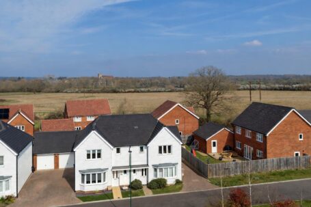 Iden Hurst, Hurstpierpoint