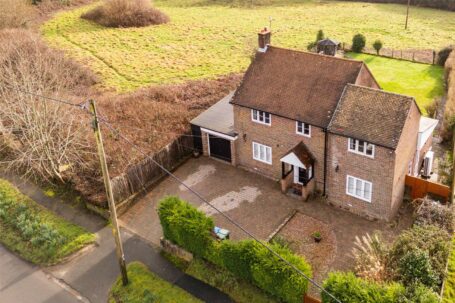 Birchgrove Road, Horsted Keynes