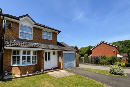 The Saffrons, Burgess Hill