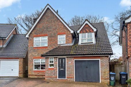 The Oaks, Burgess Hill