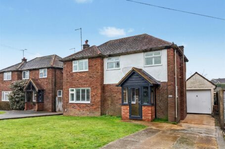 Chanctonbury Road, Burgess Hill