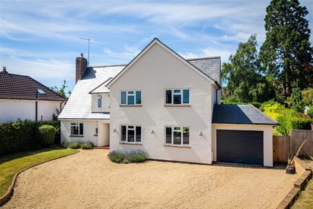 Orchard Way, Haywards Heath