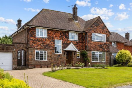 Warden Court, Cuckfield