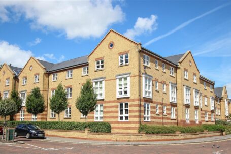Chapman Way, Haywards Heath