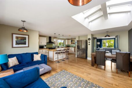 Lodgelands, Ardingly