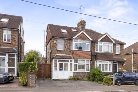 Dellney Avenue, Haywards Heath