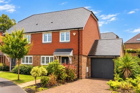 Davey Drive, Bolney